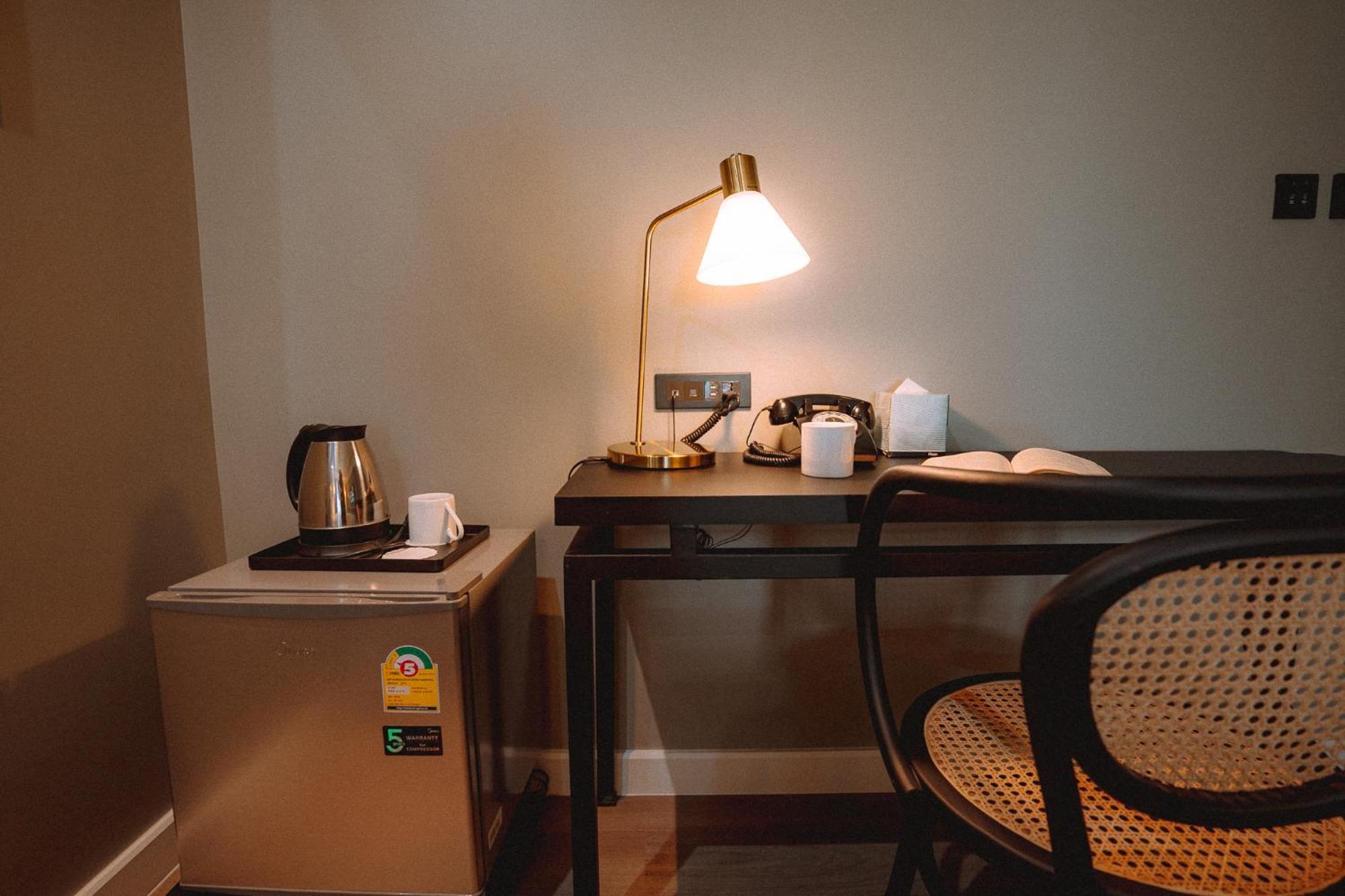 Hotel Thomas Bangkok Makkasan Room photo